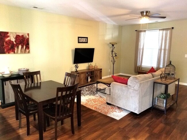 Photo - 10338 McGoogan Ln