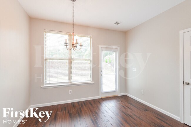 Photo - 1276 Washington Dr