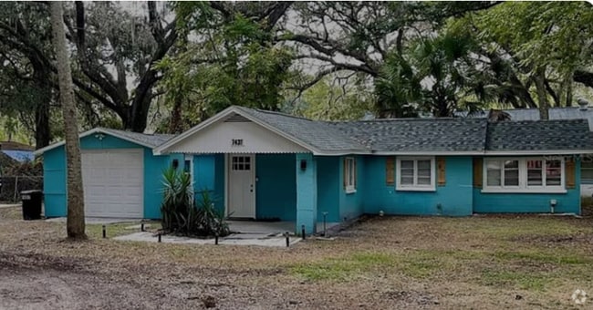 Building Photo - 7437 Walnut St Rental