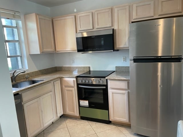 Building Photo - 1250 S Denning Dr Unit 107 Rental