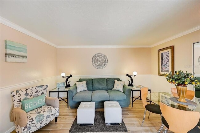 Photo - 722 S Boulevard of the Presidents Unit 105