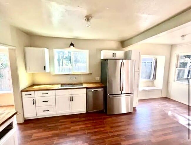 Photo - Spacious 5 Bed 2 Bath House near Cal Poly