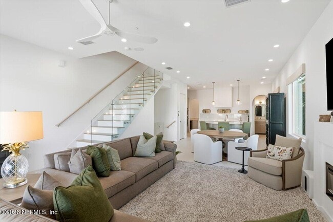 Photo - 114 12th Ave S Unit 102