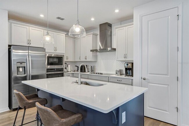 Photo - 6501 Rover Wy