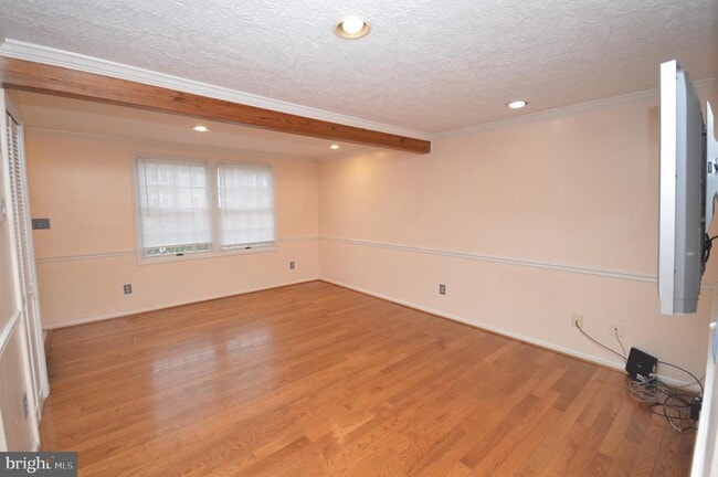 Photo - 201 Ridgecrest Ct