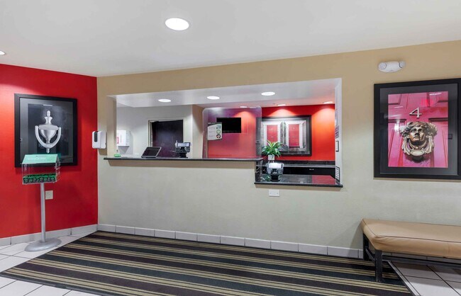 Furnished Studio-Dallas - Greenville Avenue