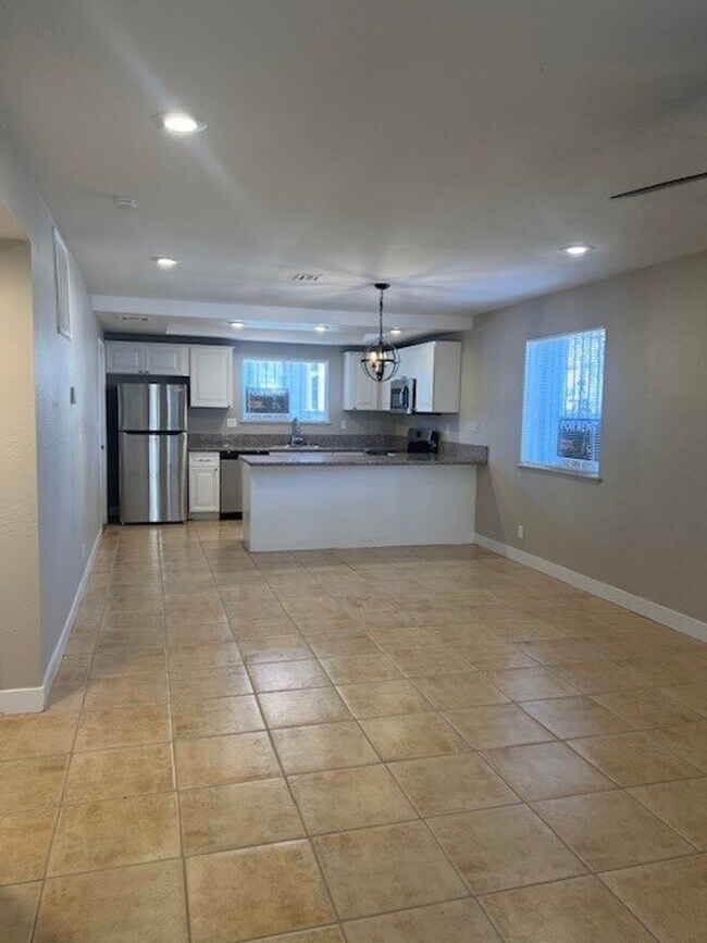 Photo - Beautiful Fully Rehabbed Ground Floor Loca...