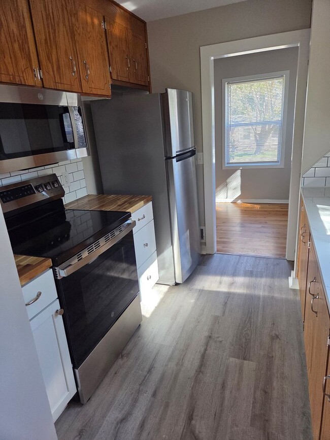 Photo - 3 bed 1 bath, 1 car detached garage, newly...