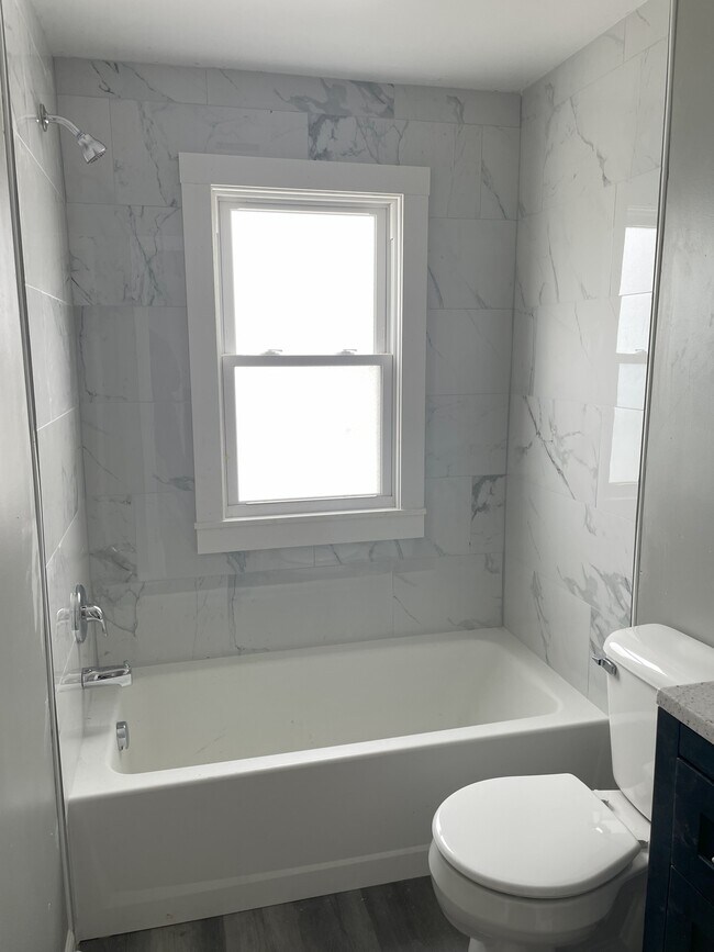 826 Englewood Ave Unit 3