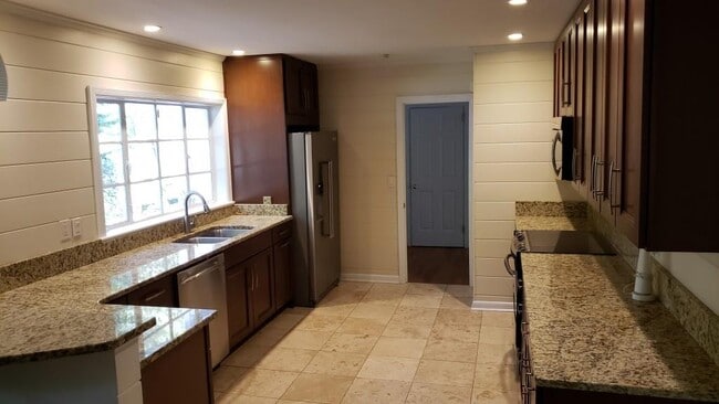 Photo - 3857 Land O Lakes Dr NE