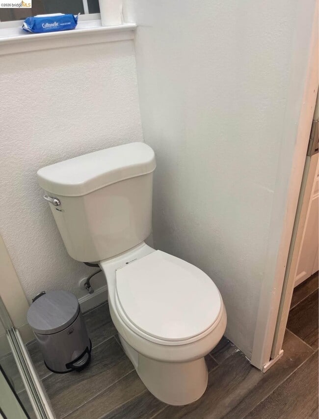 Photo - 1089 Somersby Way