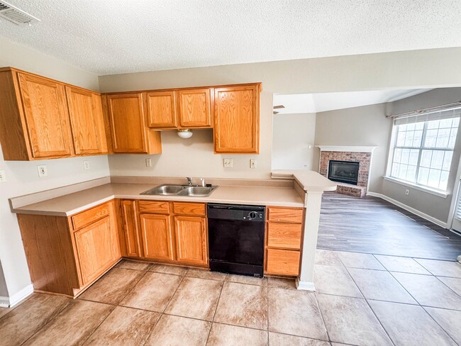 Photo - 6943 Naples Dr