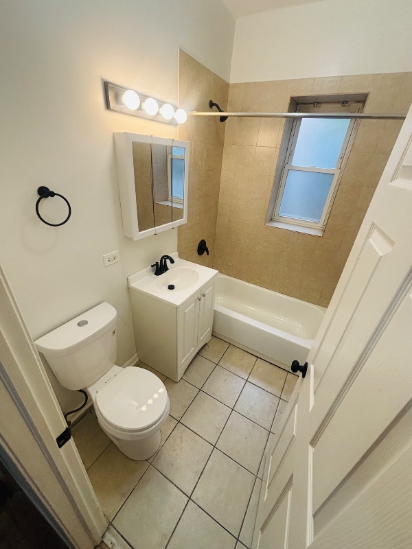 Photo - 7127 S Normal Blvd Unidad 3s