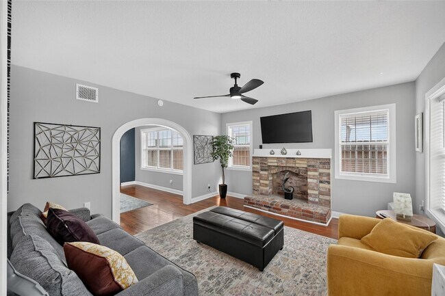 Photo - 1822 Rosedale St Unit B