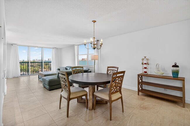 Photo - 100 Oakmont Ln Unit 801