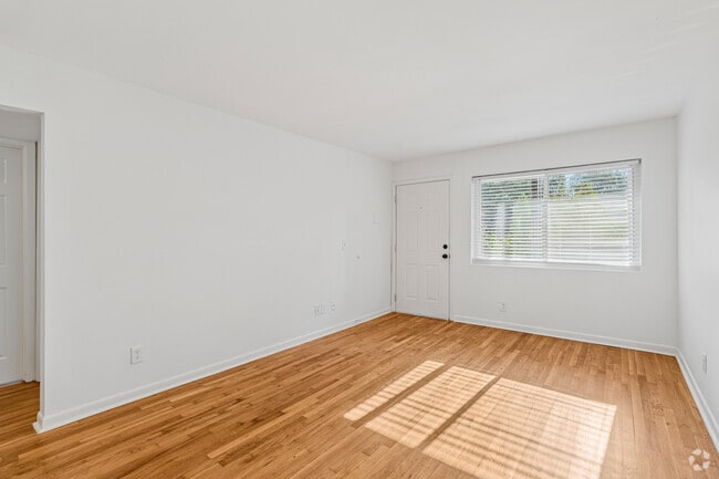 Apartamento en Parkside de 2 habitaciones y 1 baño - 113 m² - Sala de estar