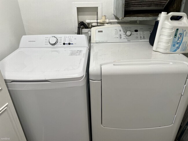 Photo - 1 br, 1 bath Condo - 4411 Shady Terrace La...