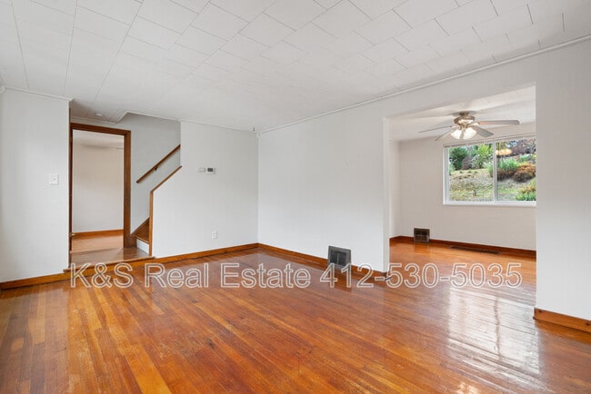 Photo - 136 Lynnwood Dr