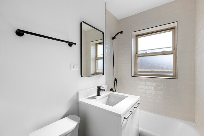 Photo - 1555 W Hollywood Ave Unit 53-204