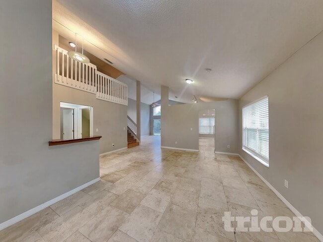 Photo - 528 Nevada Loop Rd