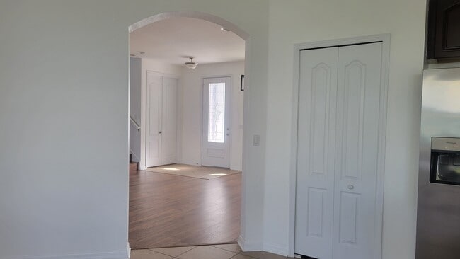 Photo - 563 Blue Cypress Dr