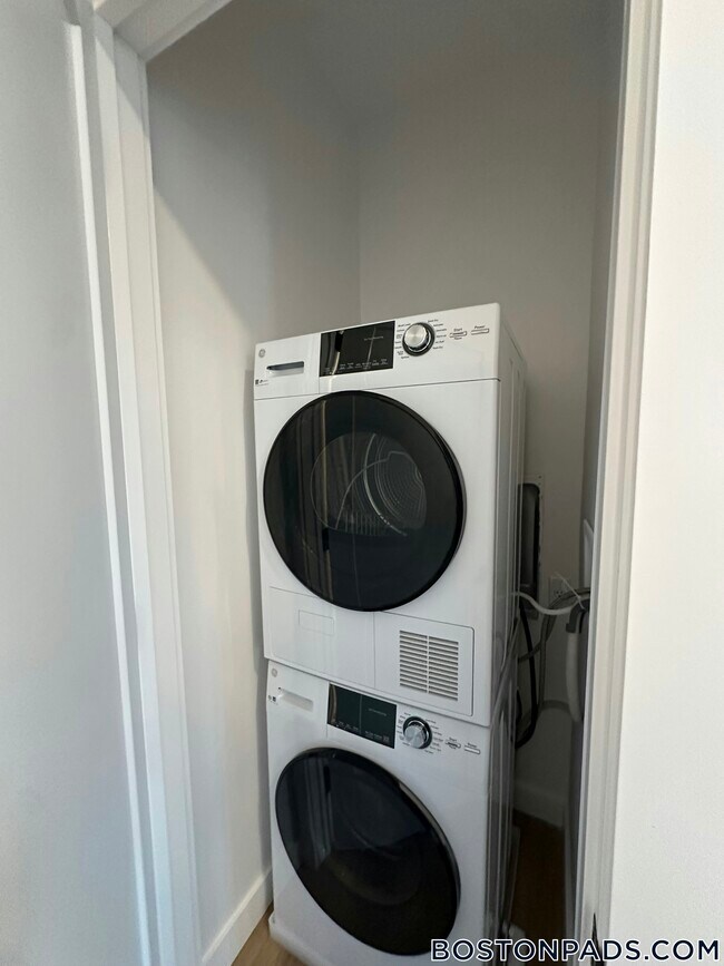 Photo - 199 Gardner St Unit 206