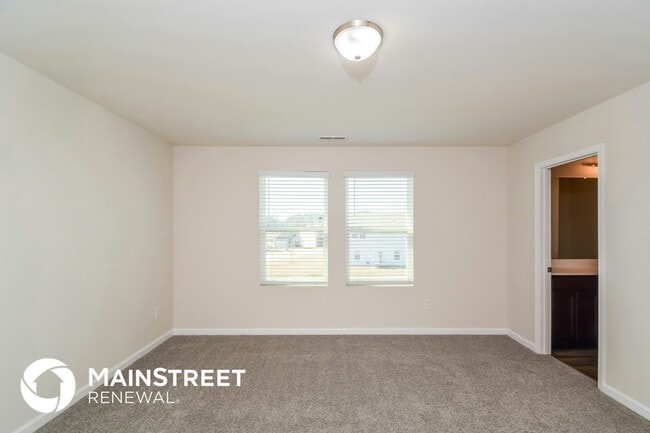 Photo - 201 Quincy Meadow Ave