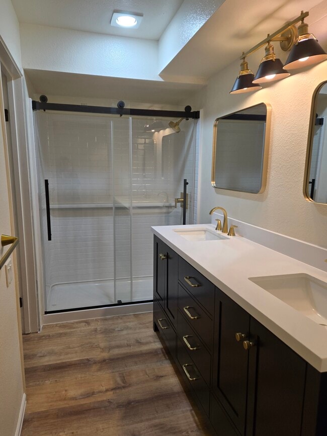 Photo - 917 Torrance St Unit #9