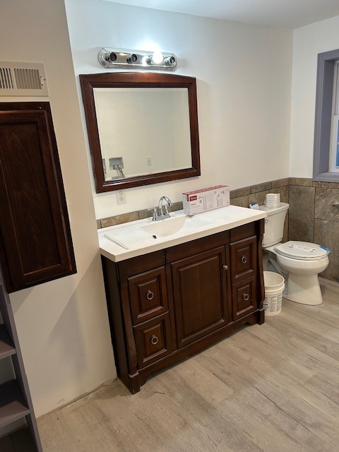 Photo - 166 Richards Rd Unit B