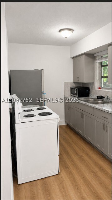 Photo - 4790 SW 65th Ave Unit 2
