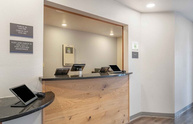 Furnished Studio-Omaha - Southwest