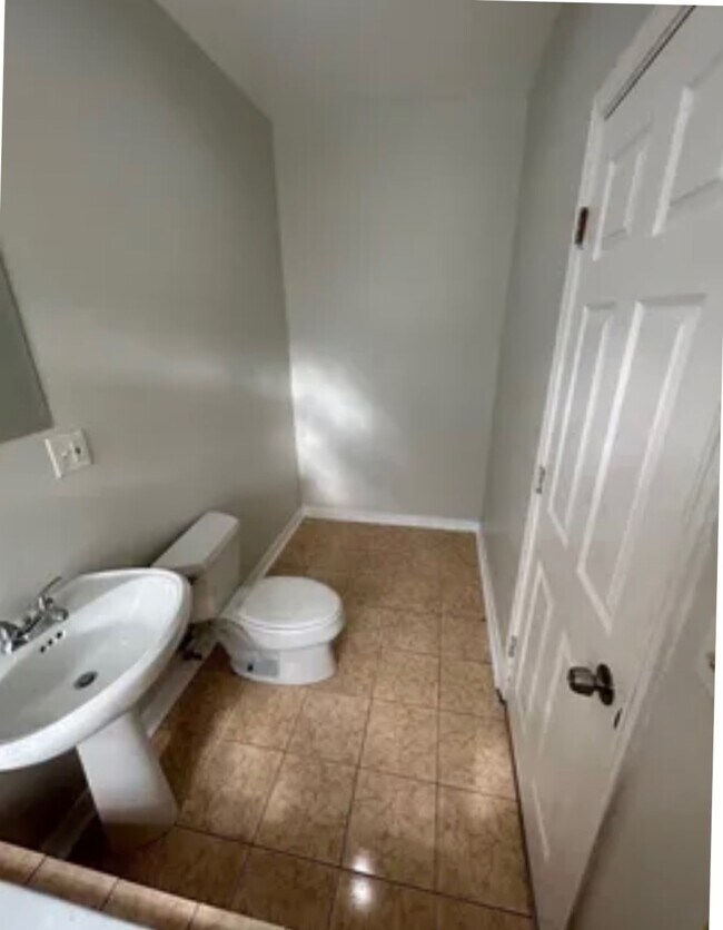 Photo - 6850 S Dante Ave Unit 2N