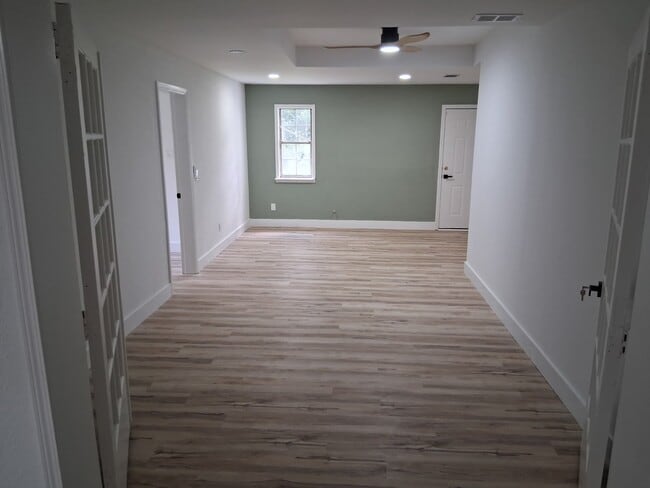 Photo - 702 American Blvd
