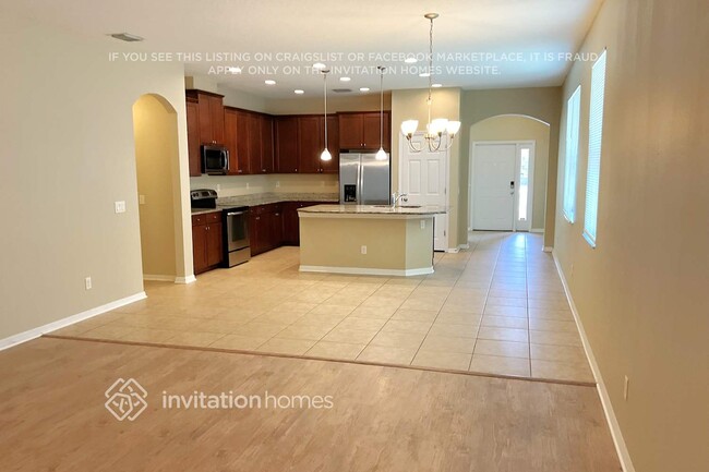 Photo - 4001 91st Ave E