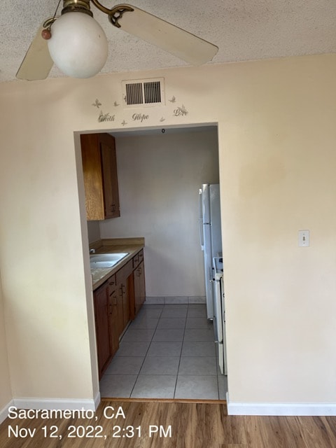 Photo - 5966 Walerga Rd