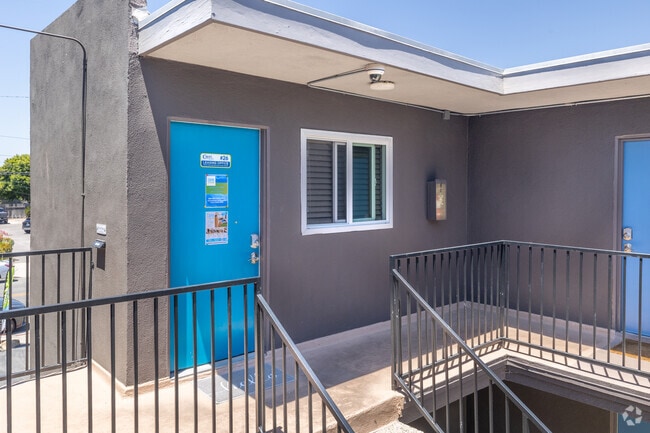 Leasing Office