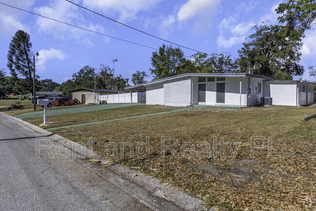 Building Photo - 3504 E Knollwood St Rental