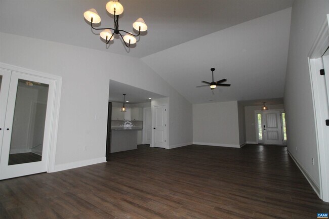 Photo - 173 Langley Dr