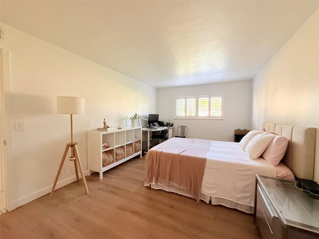 Photo - 677 Trace Cir Unidad 102