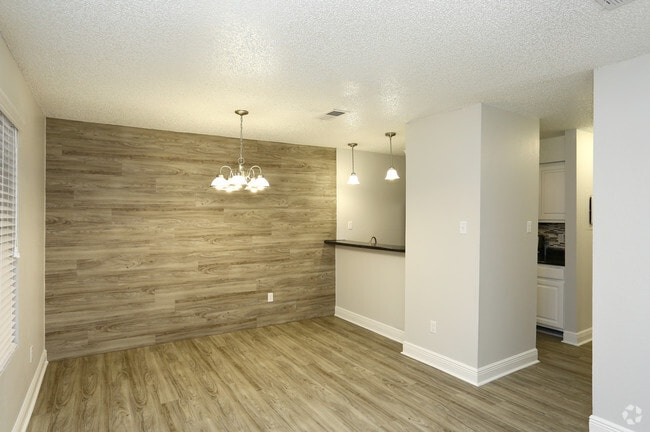 1BR-1BA Dining Room