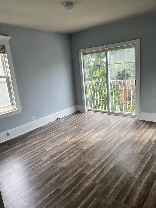 Master bedroom - 83 Nash Rd Unit 2nd floor