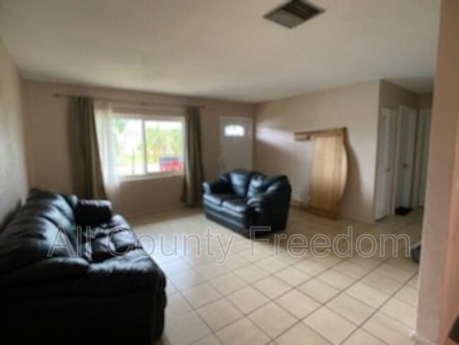 Photo - 7000 NW 95th Terrace
