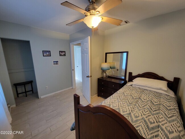 Photo - 5818 Hilltop Ave