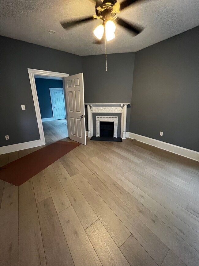 Photo - 104 Devon St Unit 2