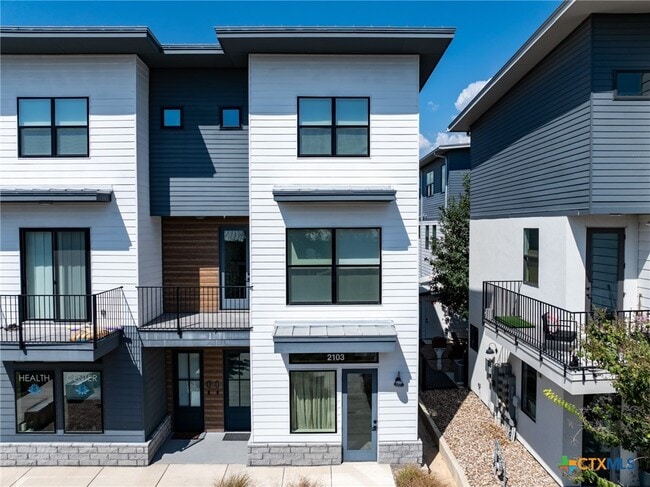 Building Photo - 1208 N Academy Ave Unit 2203