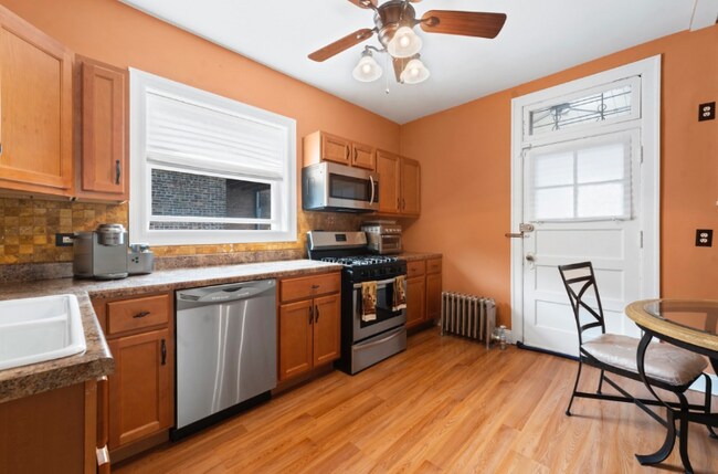 Photo - 7414 S Prairie Ave Unit 1