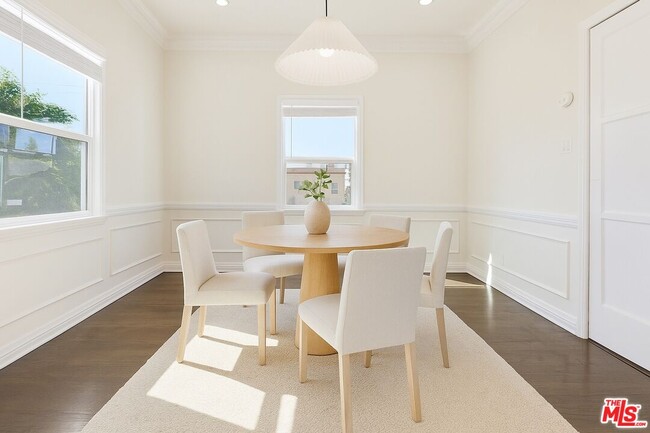 Photo - 111 N Harper Ave Unit 1/2