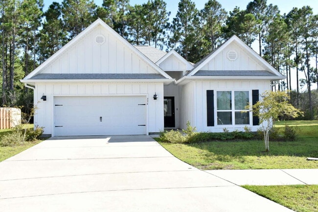 Building Photo - This gorgeous new construction home in Ward Creek overlooks a protected nature preserve.
