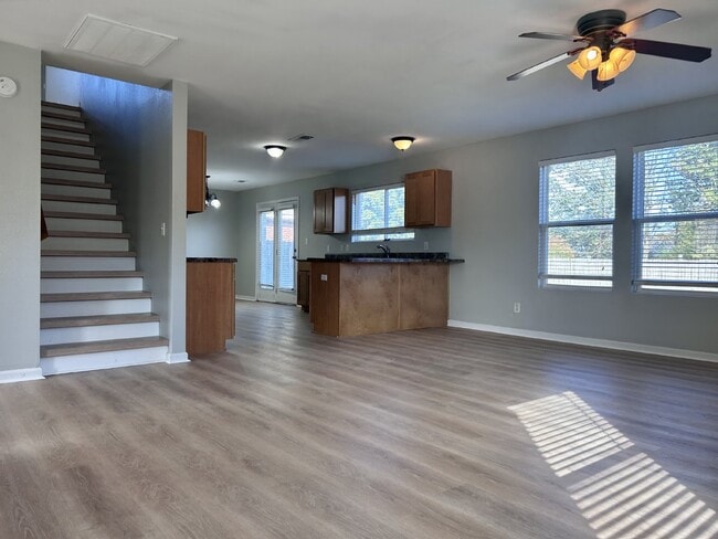 Photo - Coming soon!!! $500 off 1st month with 15 month lease!!! Magnificent 3 Bedroom in Madison
