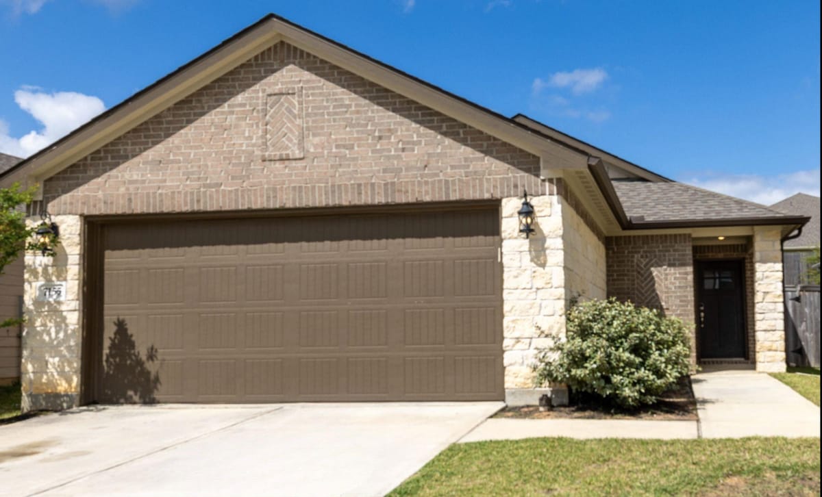 Photo - 7155 Blue Oak Dr